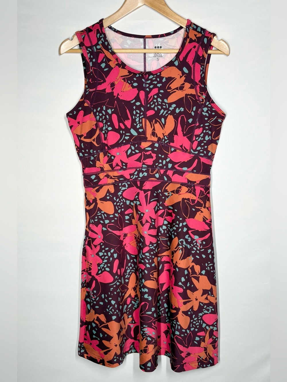 Like New Title Nine Tank Dream Dress in Burgundy, Pink, & Orange Floral. Small - Picture 2 of 13
